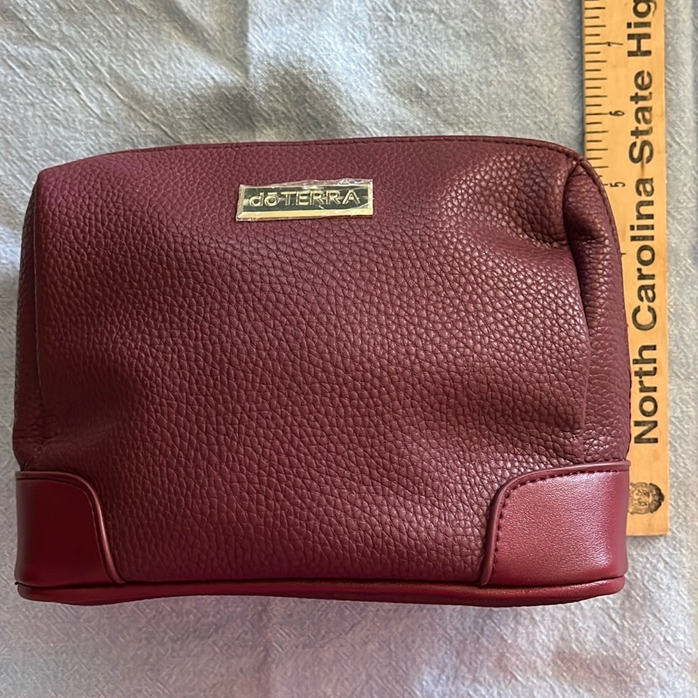 doTERRA zippered pouch